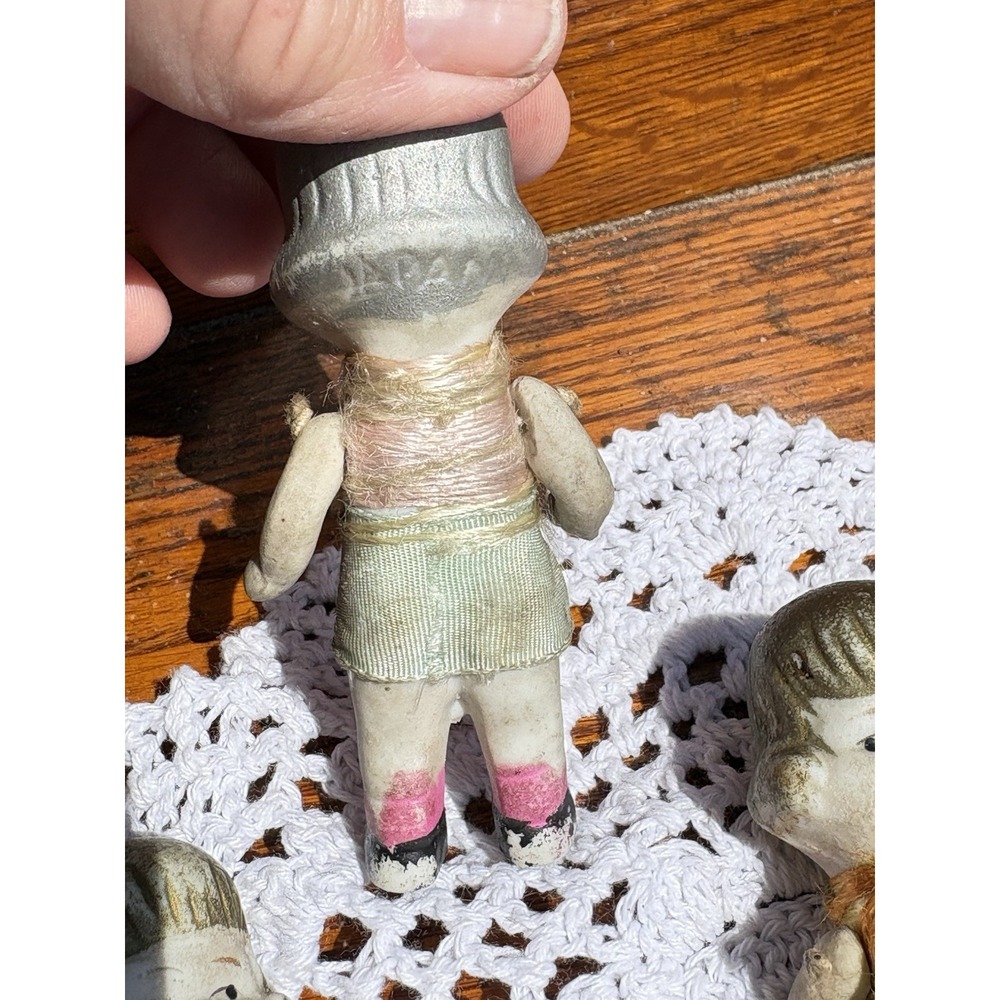 Antique Hinged Bisque Porcelain Dolls 4" Tall Set of 4 Japan Dionne? - Picture 6 of 16